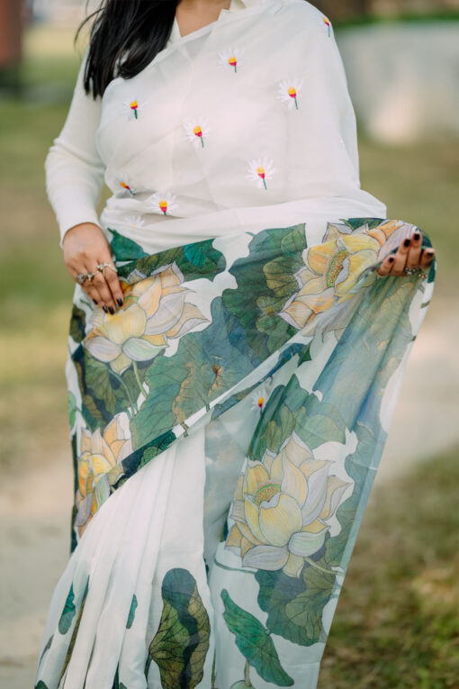 Shapla Embroidery |  Tangail Silk Saree - Image 3