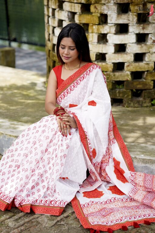 Red White Blockprint Saree - Image 2